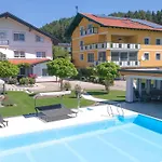 Jernej Am Turnersee شقة