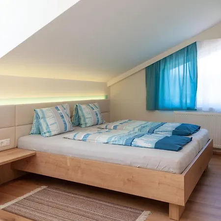 Jernej Am Turnersee شقة